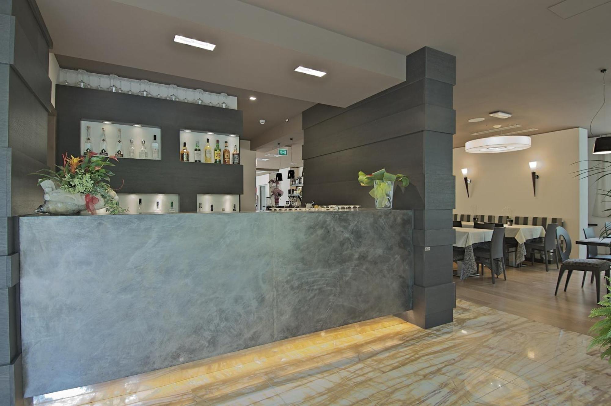 Zen Hotel Versilia Марина ди Пиетрасанта Екстериор снимка