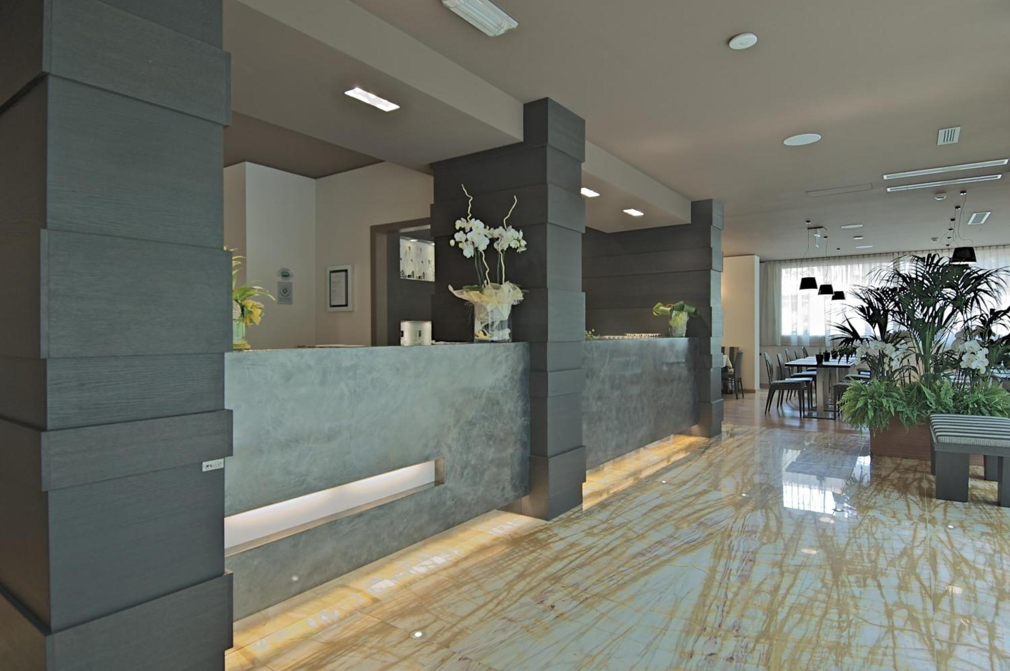 Zen Hotel Versilia Марина ди Пиетрасанта Екстериор снимка