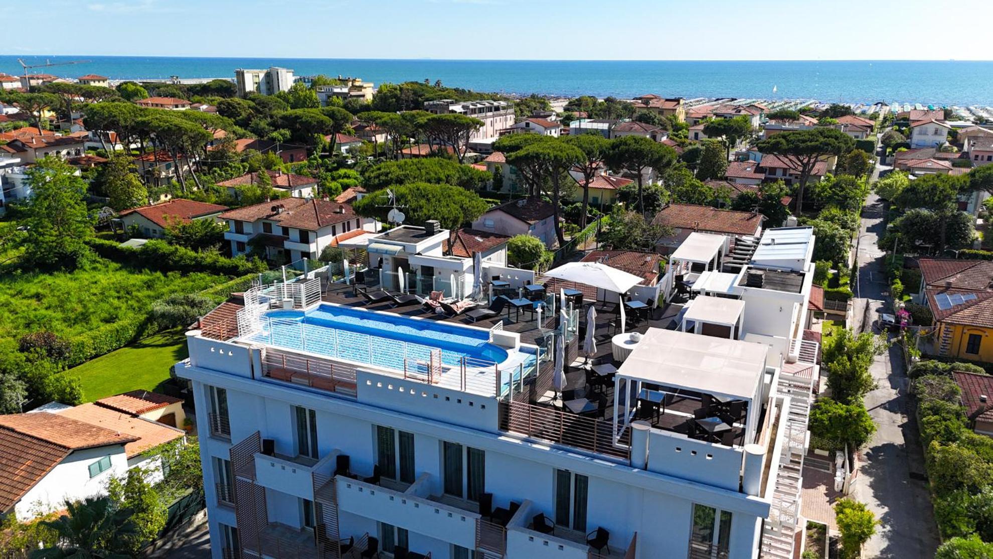Zen Hotel Versilia Марина ди Пиетрасанта Екстериор снимка